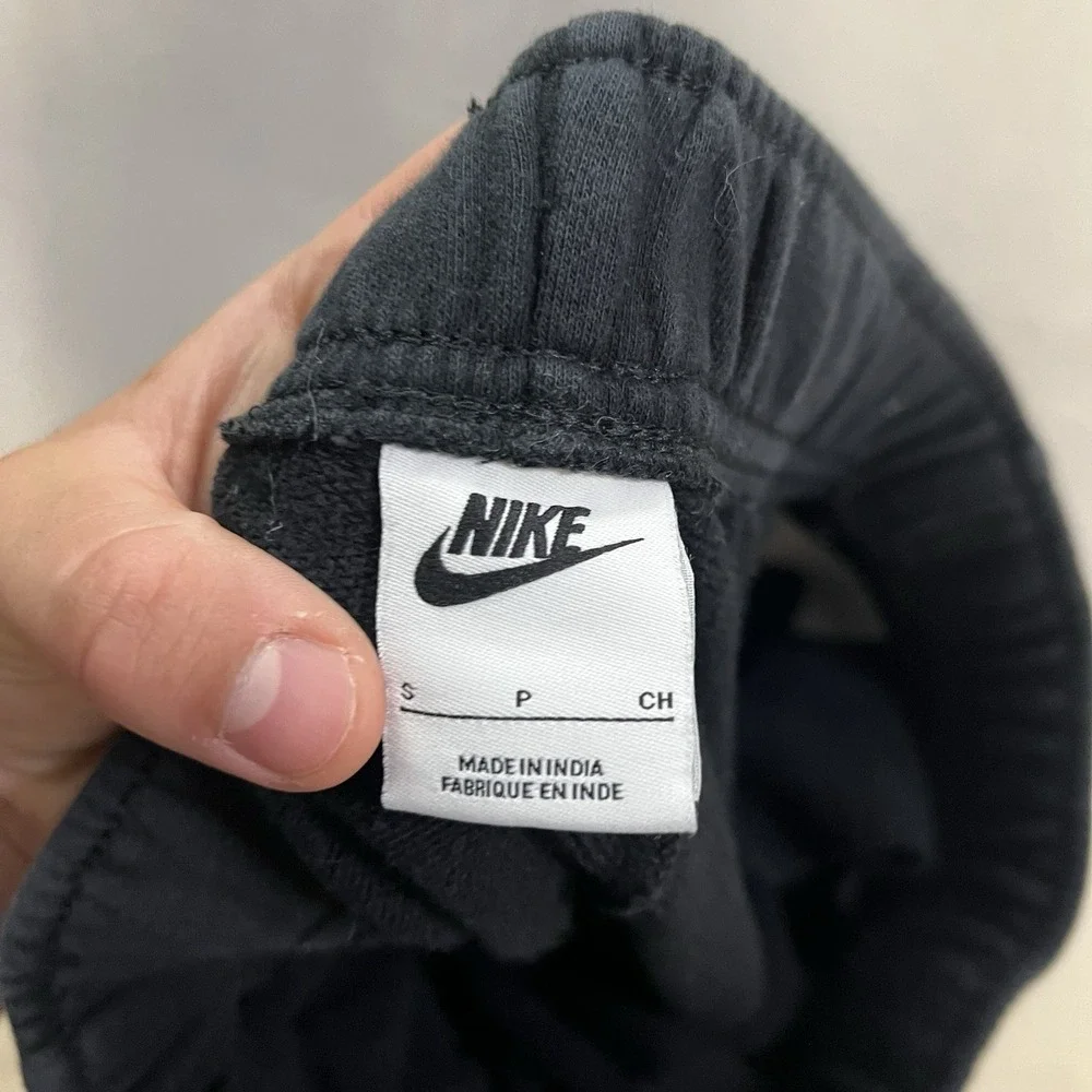 Nike Sportswear Club Sweatpants Men's Small Fleece Jogger Training DQ5191-010